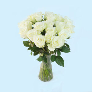 21-White-Roses-Vase